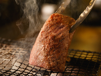 [CADRAN Course + Free Flow Drinks] Seasonal cuisine with the aroma of fresh greenery. CADRAN's Signature Course, 6 dishes in total + free flow drinks plan, made with plenty of seasonal ingredients that can only be enjoyed during this season.