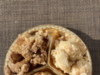 眞野屋唐揚げ３種盛り！