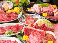 [Weekdays only] A course menu featuring four types of domestically produced grilled meat, skirt steak, raw omasum, and other dishes that go perfectly with alcohol ◎ 3,000 yen