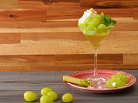 【8/18～11/30限定】シャインマスカットパフェ＆カクテルプラン