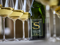 【12月5日】エステール by アラン・デュカス －Champagne SALON－　メインダイニング