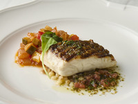 （平日）オーヴェストランチ＜全4品：前菜・パスタ・魚・デザート＞　4,800円　