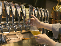 クラフトビール５種類飲み放題付きﾌﾟﾚﾐｱﾑﾌﾟﾗﾝ￥7920（2時間制）