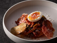 【90-Minute Dining】Mini Buffet Included ≪Lunch≫Piperade Pasta with “Nose Ohan” Chicken Egg and Roasted Prosciutto