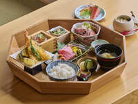 い・ろ・ど・り御膳