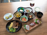 【ランチ】KASUGAI 特選ランチコース　〈5,500円〉