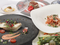 【LUNCH / 土日・祝日限定】カジュアルランチコース <11月>　◇ 週末に楽しむ、選べるカジュアルランチ ◇