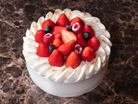 [Prepayment][Premium Series] Premium Fresh Cream Cake 18cm （takeout）