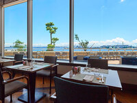 <Weekdays> [Guaranteed window seat] Sparkling wine & lunch buffet (90 minutes) | 7,500 yen