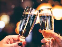 <Weekdays> Sparkling Wine Toast x Dinner Buffet (120 minutes) | 8,800 yen