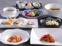 ＜豊楽／ランチ＞牛肉炒めや麻婆豆腐、デザート3種＋コーヒーなど全9品