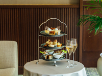 【11月3日〜11月28日】14時限定 / バンカーズバーでオータムアフタヌーンティー / フリードリンク付