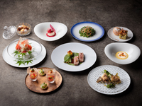 ・季節のディナー　シェフのスペシャリテ（完全予約制）