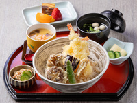 平日ランチ限定「天丼」