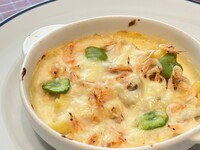 桜エビとそら豆のマカロニグラタン（ドリンク付）