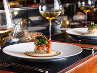 クリスマス限定フルコース～スペシャルペアリングワイン4杯付～