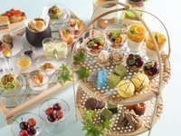 Tea — Afternoon Tea “山紫水明” (Sanshi Suimei) — includes a celebratory glass of champagne (table seating)