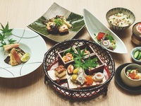 Dinner Course — ゆくりの参の御菜 (Yukuri no San no Osai) with a glass of sparkling wine