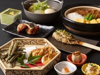 [เฉพาะเดือนพฤษภาคมและมิถุนายน] คอร์สฮานะพร้อมเครื่องดื่มไม่อั้น