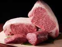 Butcher President Course – BMS No.10 Japanese Black Wagyu Chateaubriand 150g