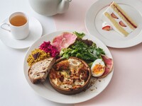 【デザート＆ドリンク付きのスペシャルランチ】若鶏とレンコン、さといものホワイトジンジャーグラタン