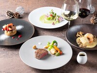 Christmas Dinner 2025 — 5-course menu including Kuroge Wagyu sirloin with caviar, plus two glasses of wine (including a welcome sparkling toast)