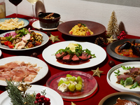 【12月来店用】生ウニや極黒牛などこだわりを詰め込んだとっておきの大皿コース(2時間飲み放題付)