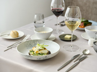 From September 25 — Lunch Course【2-Drink Pairing】A four-course menu to celebrate the flavors of autumn: seasonal appetizer plus your choice of main, such as grilled premium pork or pan-seared seasonal fish. Includes after-meal coffee.