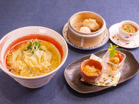 海老入りワンタン麺セット