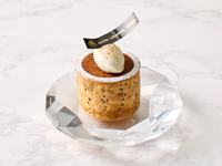 November 1st ~ [Weekdays only 11:00-16:30] Premium Cake Set ~Apple Pie 2~ (includes small dessert)