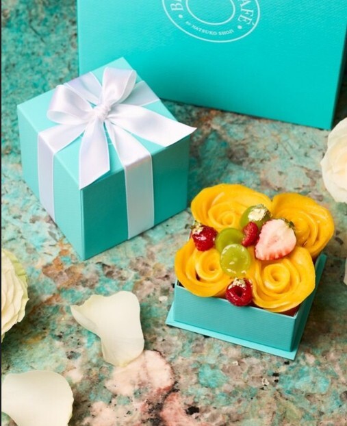 ティファニーブルーボックス デザートプレート2枚(プレゼント用