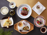 TableCheck Exclusive Private Room Guaranteed Meeting Plan [Seasonal Sashimi, Steak, and Tempura Set] + One Drink Included