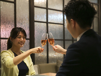 ＜ディナーde忘年会＞【12月土日】飲み放題付きクリスマスディナー！夜にはローストビーフ、ローストチキン、ブランマンジェの紅ズワイガニのせなどおすすめ！握りたてお寿司、揚げたての天麩羅も登場！