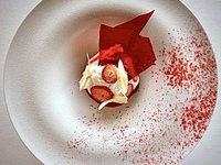 【LUNCH】Noel 2025 Christmas Special Lunch — 7 Plates + 4 Beverage Pairing <Dec 19–25>