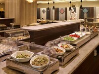 ディナーバイキング　【休前日】