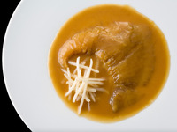 【料理長おすすめランチコース】スペシャリテ「フカヒレ上海風煮込み」、「東坡肉（豚の角煮）」などを堪能する逸品プラン全6品＋《ご予約特典》特製デザート、料理長厳選の中国茶