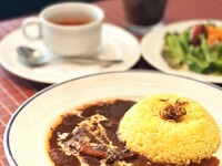 中山牛ストロガノフ〜サフランライス〜ランチ（ドリンク付）