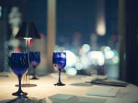 [Guaranteed window seat | Website reservation only] Christmas dinner with Japanese Black beef fillet course and toast [12/20, 21, 24, 25]