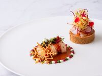 【Noël 2025】クリスマスディナー×ホール席/早割 26,000円 ＊18:00～