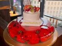 [Limited quanity:Birth Flower Course] Anniversary dinner course featuring Kuroge Wagyu 6-second sear and dashi shabu individual hot pot — whole-cake plan (Weekdays ¥5,900 / Weekends & Holidays ¥6,300)