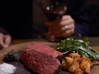 【Anniversary】北海道十勝ハーブ牛ランプの薪焼きコース