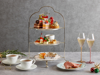 スカイラウンジ「ベイ・ビュー」クリスマス アフタヌーンティーセット