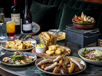 【4名様から40名様まで】大皿卓盛りパーティープラン+2時間飲み放題　平日はこちらから！