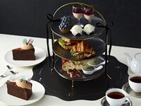 【ハロウィン アフタヌーンティー乾杯ドリンク＋アニバーサリープレート付】】Halloween Afternoon Tea+カフェフリー+大人気「フルーツミルフィーユ」選択可プラン！