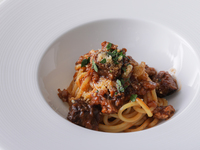 ＜平日＞『パスタ付き ホワイトベアのクリスマスアフタヌーンティー』❄降り積もる真っ白な雪❄ホワイトで仕上げたスイーツの数々！マリアージュフレールもお替り自由　11月15日（土）～12月19日（金）