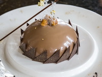 【Starting 12/19】 Chocolate Hazelnut Cake