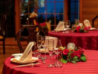 ＜完売御礼＞【X'mas賛美礼拝＆ ｻﾞ･ﾛｰｽﾞﾚｼﾞﾃﾞﾝｽ Xmasディナー】