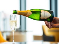 【WEB18%OFF】イングリッシュ・スパークリングワイン付き「Falling for Autumn Sweets」イングリッシュアフタヌーンティー