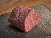 11/7-12/16 [Sui En] 8-course meal including fresh black abalone, seasonal vegetables, and Chef Aso's carefully selected Japanese Black Beef