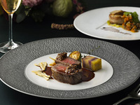 [12/22-12/25] Christmas Weekday Lunch Course <Menu de Noël Midi> 13,000 yen